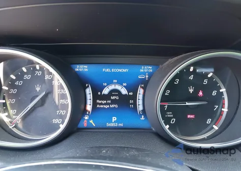 2018 Maserati Levante z USA, uszkodzony, nr VIN ZN661XUA8JX297366